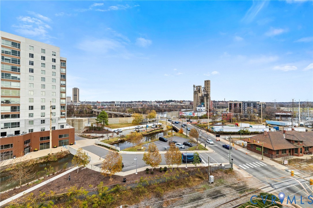 201 Hull Street, Unit U44 Richmond, VA 23224 - Photo 25 of 30 a picture of city view with sitting space