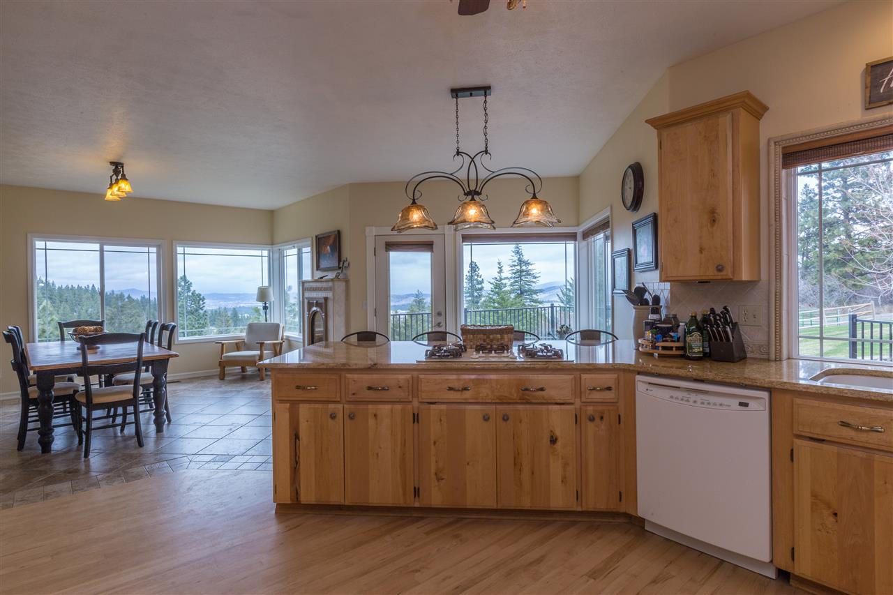 7404 South Jackson Road Greenacres, WA 99016 - Photo 6 of 20