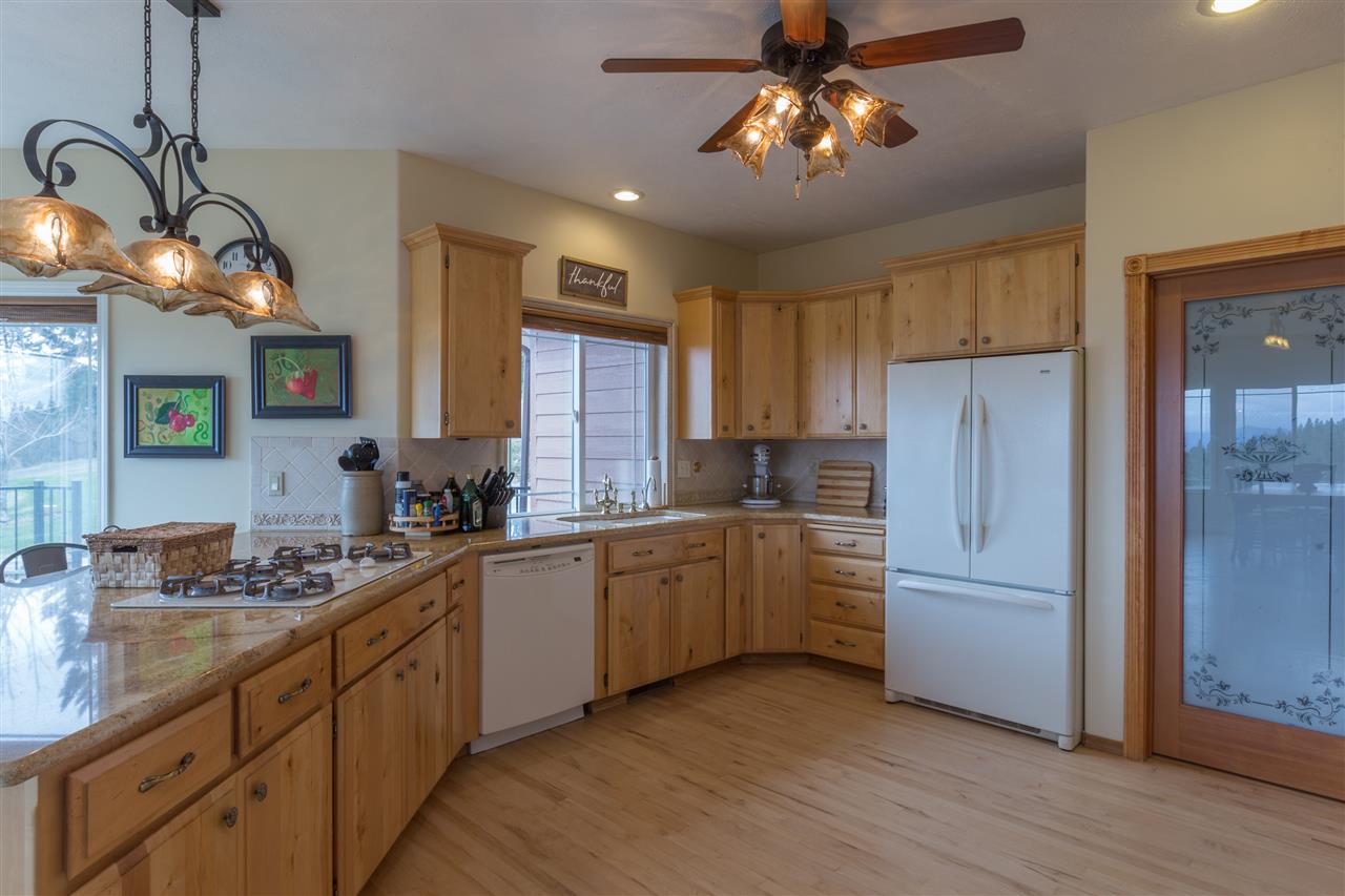 7404 South Jackson Road Greenacres, WA 99016 - Photo 7 of 20