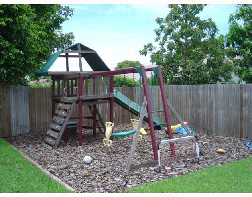 19396 Delaware Circle Boca Raton, FL 33434 - Photo 10 of 12 Additional Photo