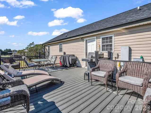 $305,000 | 3817 Spike Lane, Vale, NC 28168