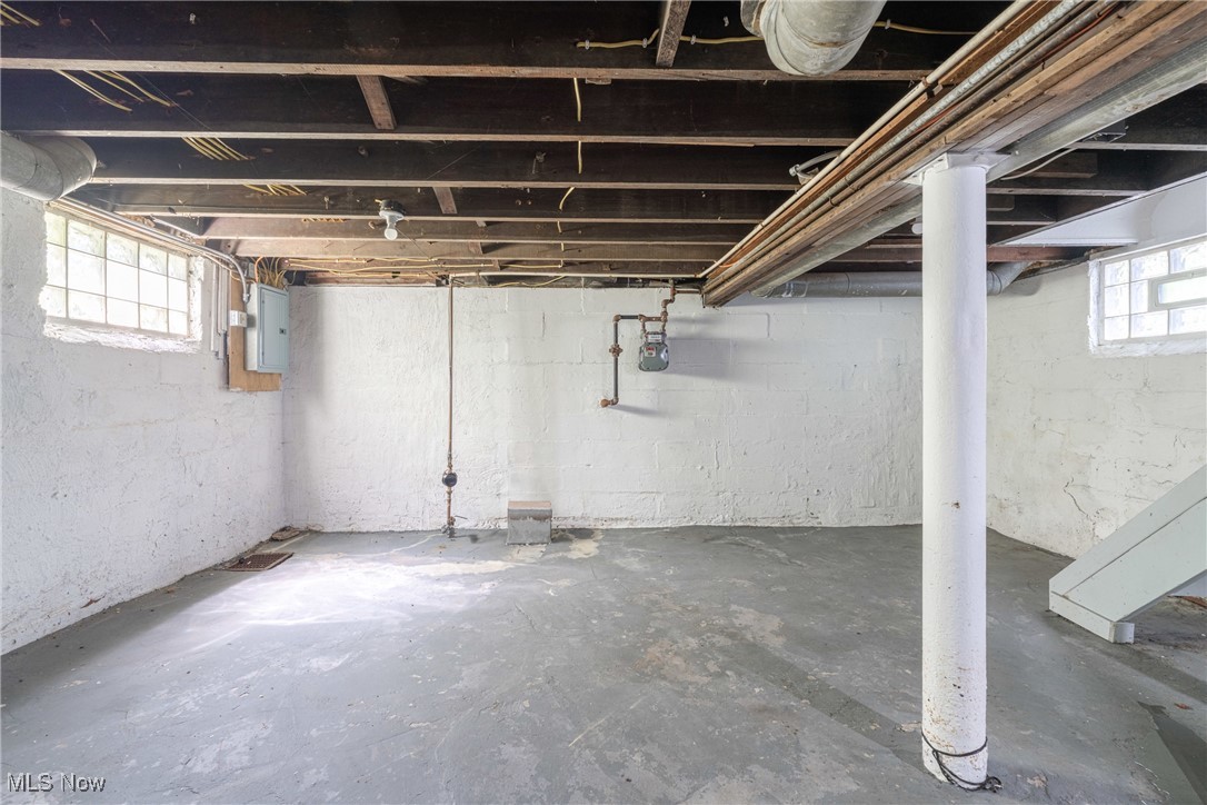 801 Rudyard Road Cleveland, OH 44110 - Photo 22 of 26