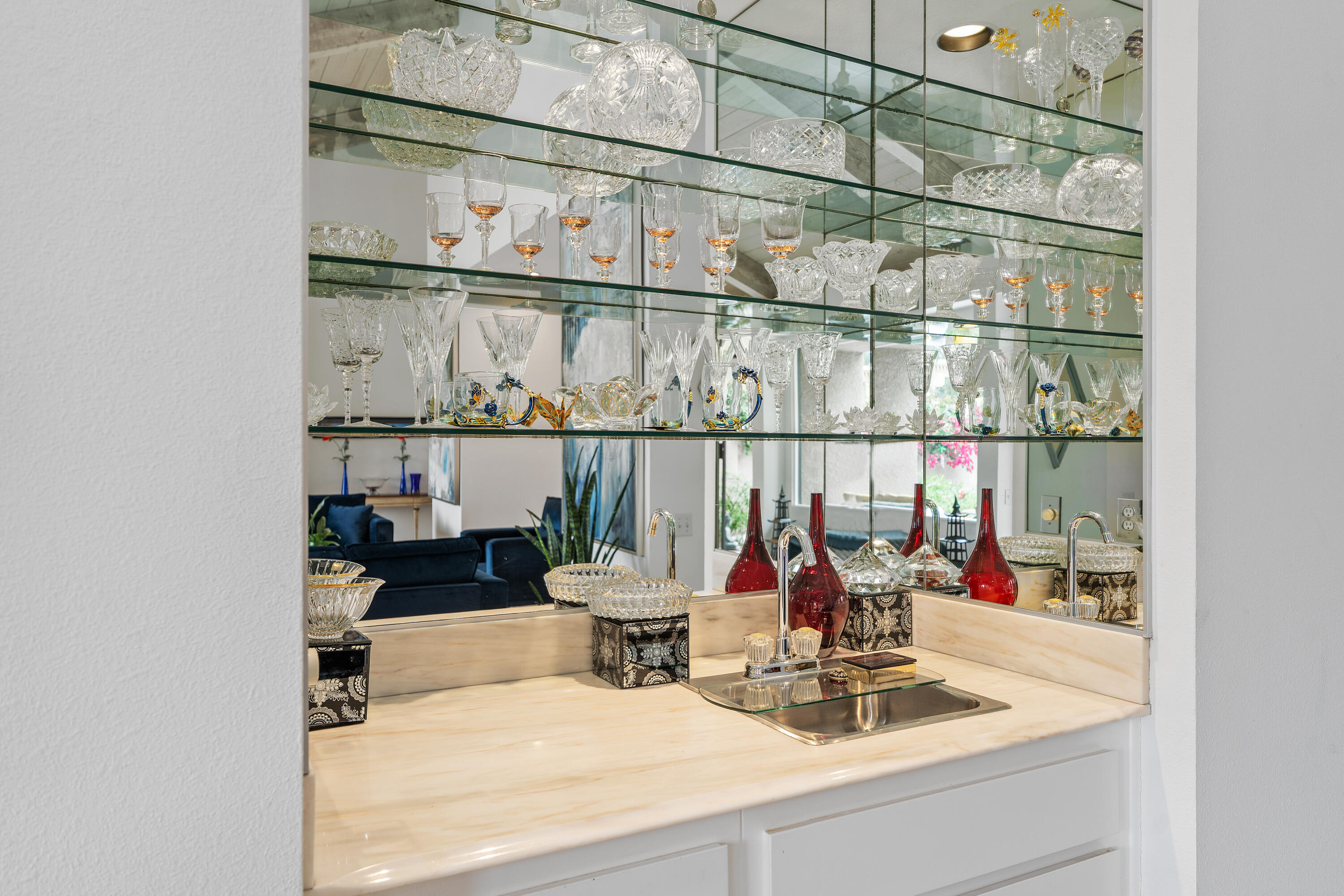 525 Desert W Drive Rancho Mirage, CA 92270 - Photo 9 of 41 525 Desert West Drive, Rancho Mirage, CA