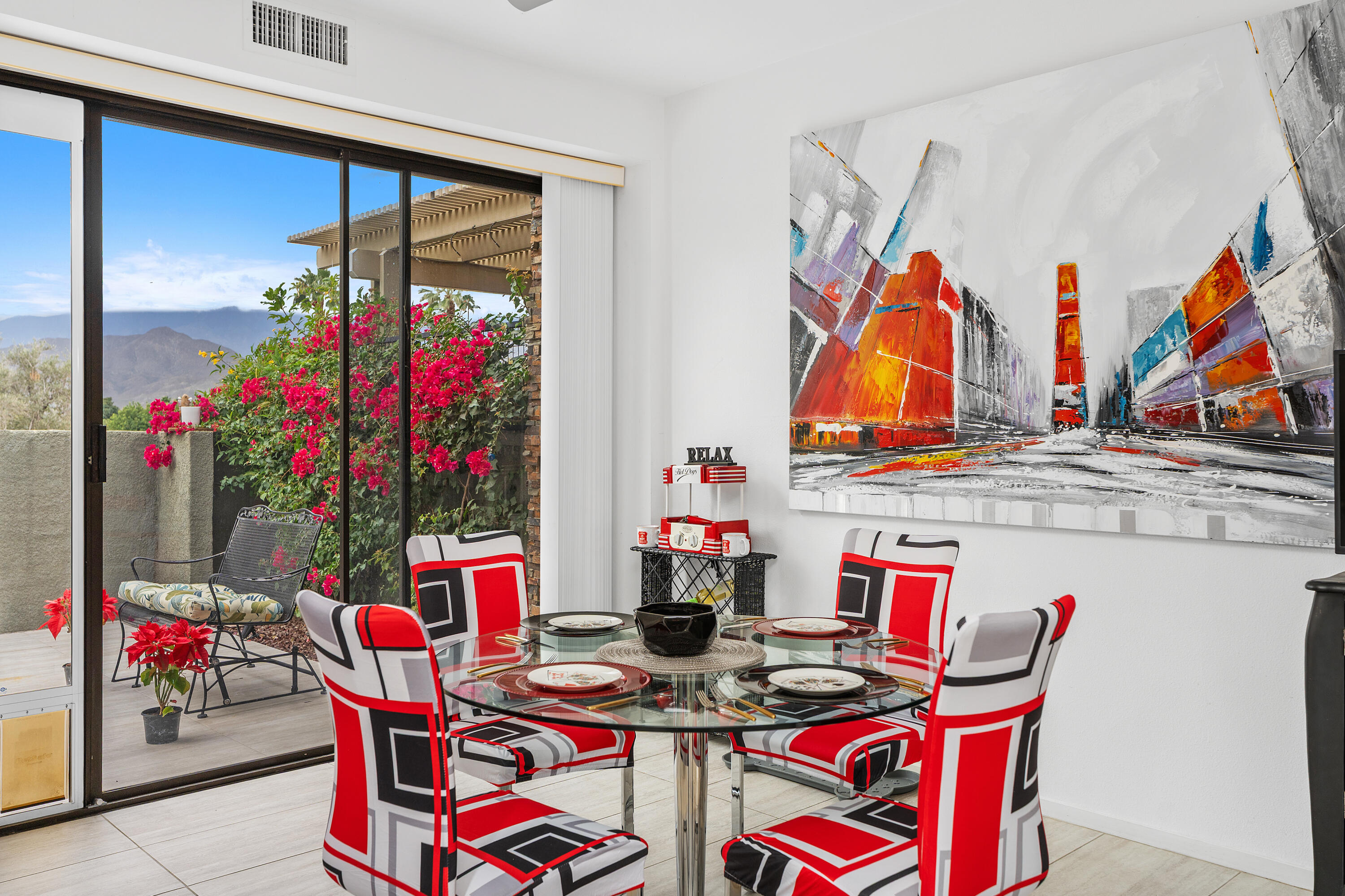 525 Desert W Drive Rancho Mirage, CA 92270 - Photo 10 of 41 525 Desert West Drive, Rancho Mirage, CA