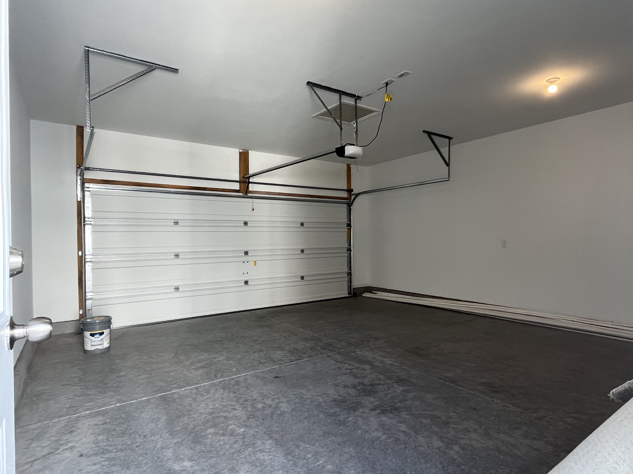 3232 Tasker Drive Antioch, TN 37013 - Photo 10 of 19 a view of a room with an empty space