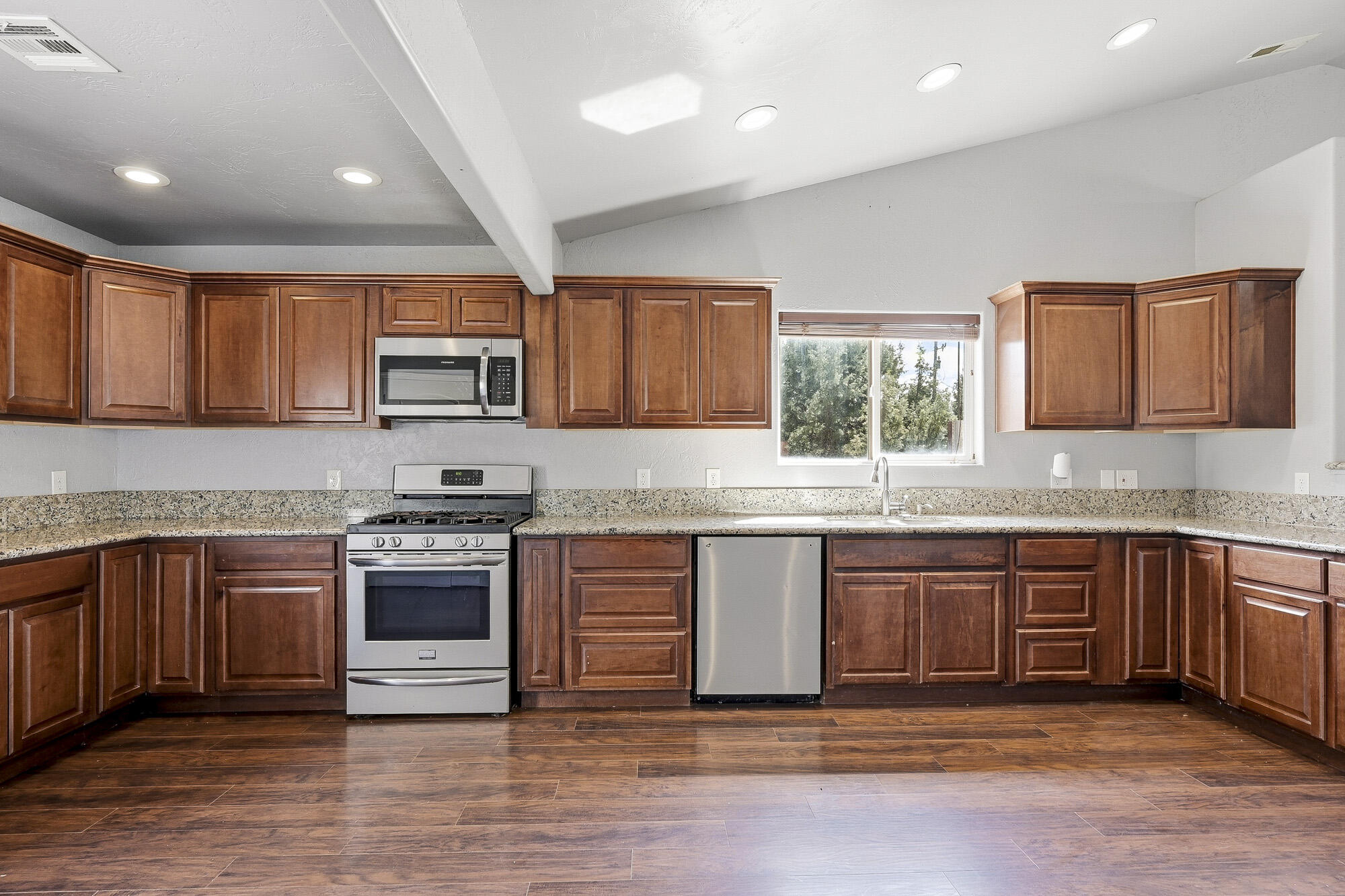 348 North Lodge Road Central, UT 84722 - Photo 10 of 46 348 N Lodge Rd Central-10
