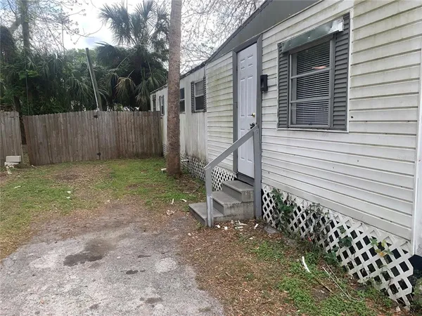 $1,200 | 7020 Washington Street, New Port Richey, FL 34652