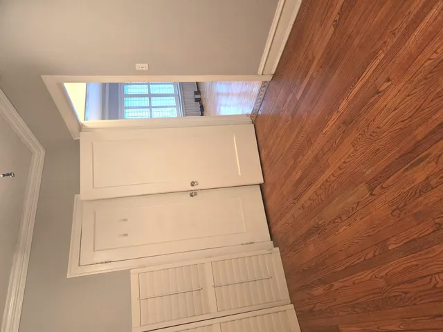 $285,000 | 548 West Brompton Avenue, Unit 1E, Chicago, IL 60657