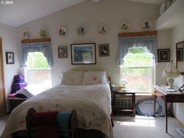26560 Chapman Heights Road Eugene, OR 97402 - Photo 5 of 5 Gallery Image 5