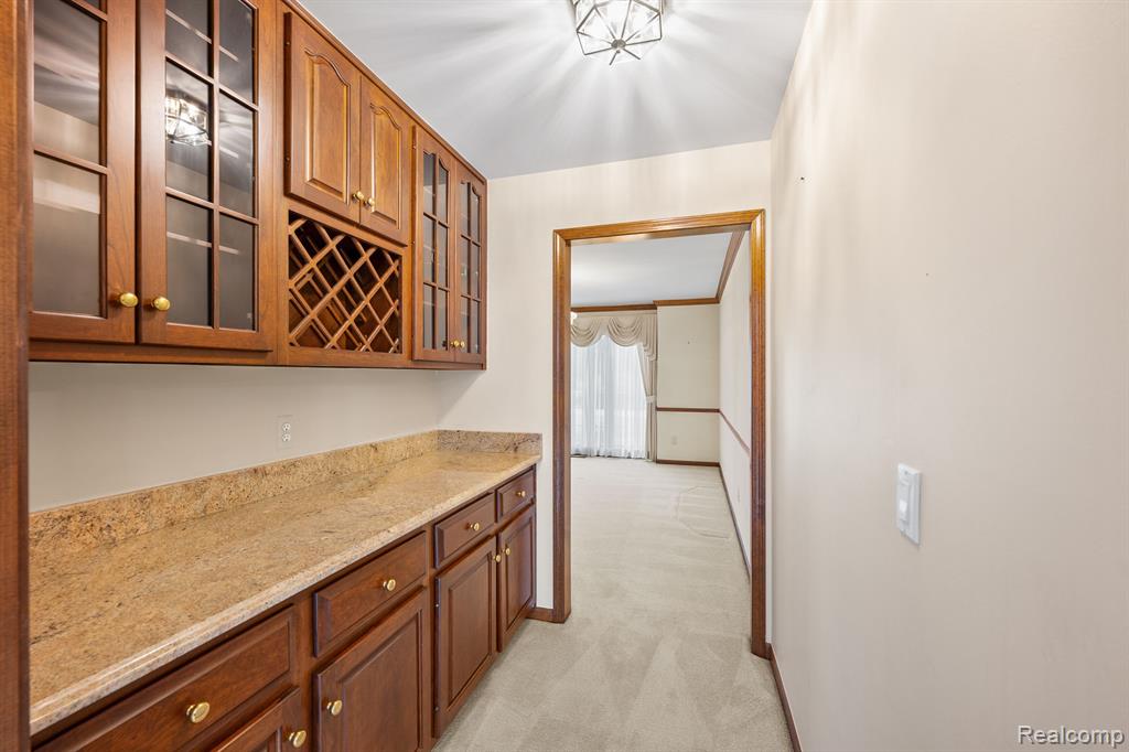 1384 Lakeview Drive Rochester Hills, MI 48306 - Photo 34 of 65