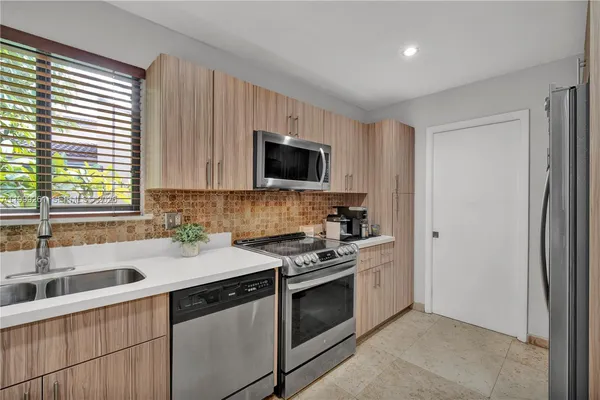 $3,600 | 3996 Estepona Avenue, Unit 4A1, Doral, FL 33178