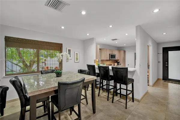 $3,600 | 3996 Estepona Avenue, Unit 4A1, Doral, FL 33178