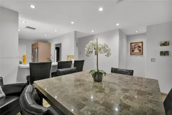 $3,600 | 3996 Estepona Avenue, Unit 4A1, Doral, FL 33178