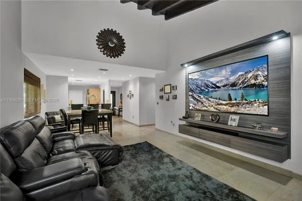 $3,600 | 3996 Estepona Avenue, Unit 4A1, Doral, FL 33178