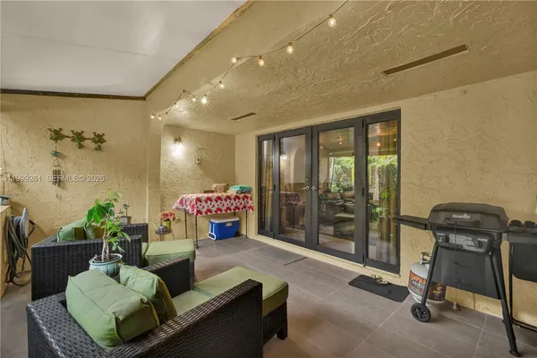 $3,600 | 3996 Estepona Avenue, Unit 4A1, Doral, FL 33178