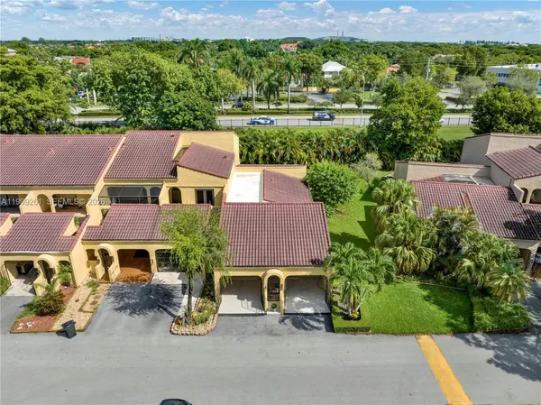 $3,600 | 3996 Estepona Avenue, Unit 4A1, Doral, FL 33178