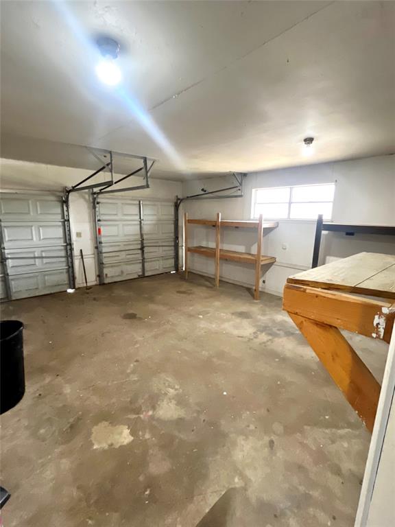 915 North Spring Street Grand Saline, TX 75140 - Photo 17 of 20 a view of a room with gym equipment