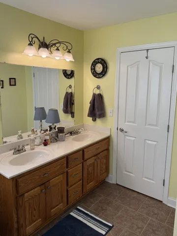 $369,500 | 61 Old Mill Way, Fayetteville, TN 37334