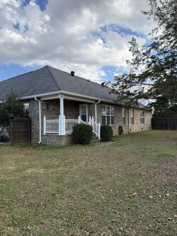 $369,500 | 61 Old Mill Way, Fayetteville, TN 37334