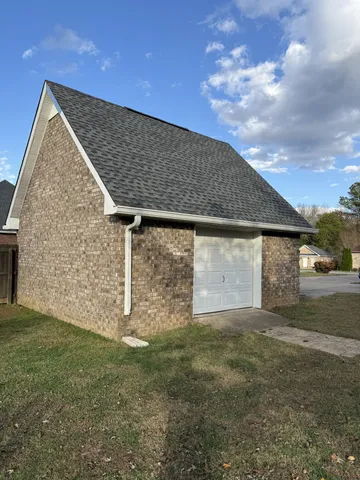 $369,500 | 61 Old Mill Way, Fayetteville, TN 37334