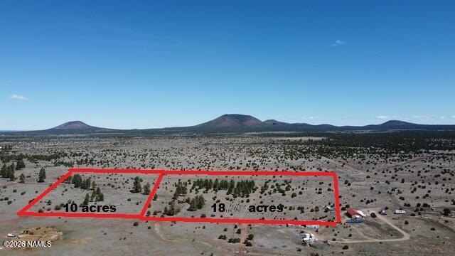 5308 Red Mountain Road Williams, AZ 86046 - Photo 10 of 15 a view of front of a house and a yard