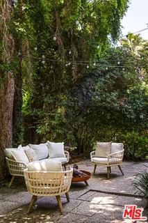 $2,395,000 | 6424 Ivarene Avenue, Los Angeles, CA 90068