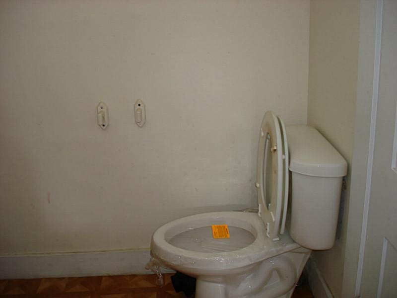 57 Spring Street Gardiner, ME 04345 - Photo 13 of 21 Bathroom.