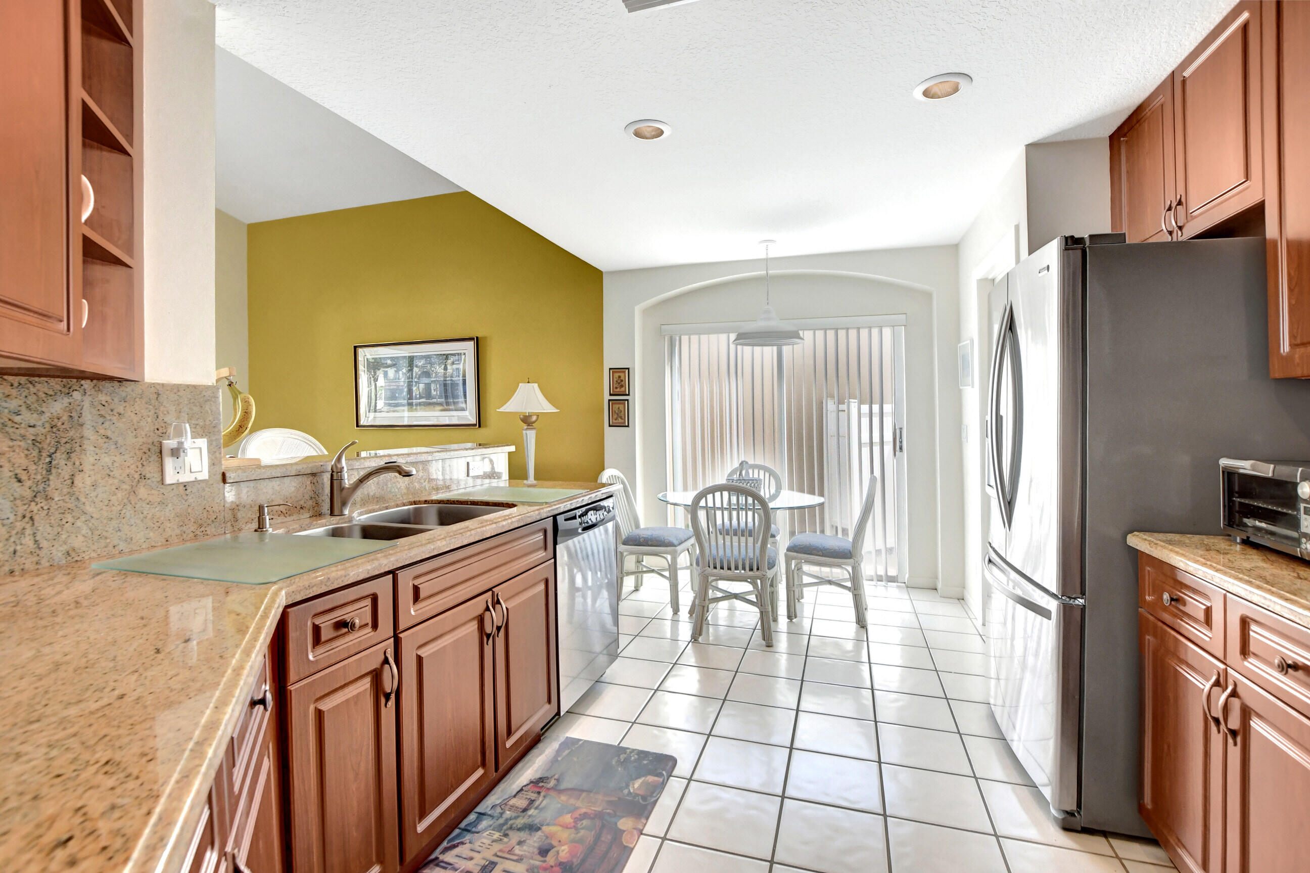 6393 Brava Way Boca Raton, FL 33433 - Photo 27 of 41 DSC_2656