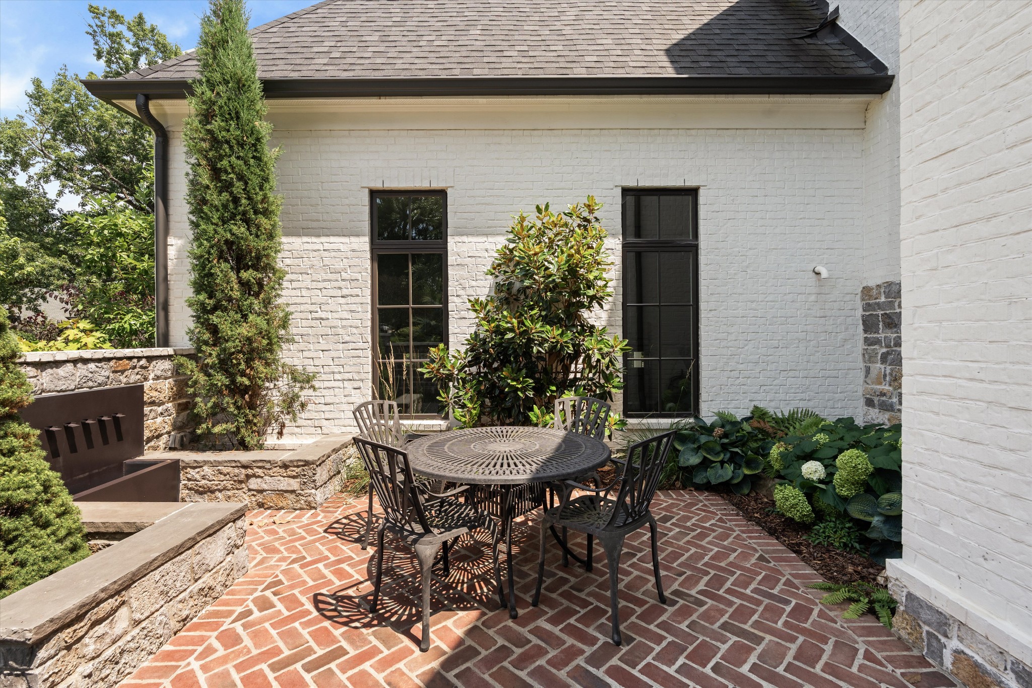 135 Alton Road Nashville, TN 37205 - Photo 4 of 52