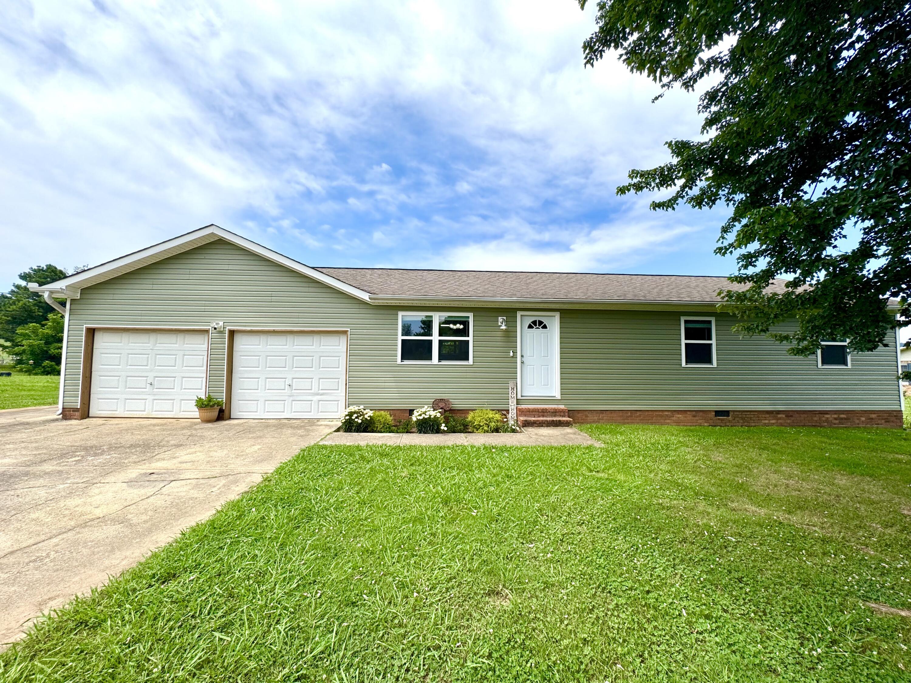 1828 Saunders Road Ringgold, GA 30736 - Photo 1 of 36 IMG_0920