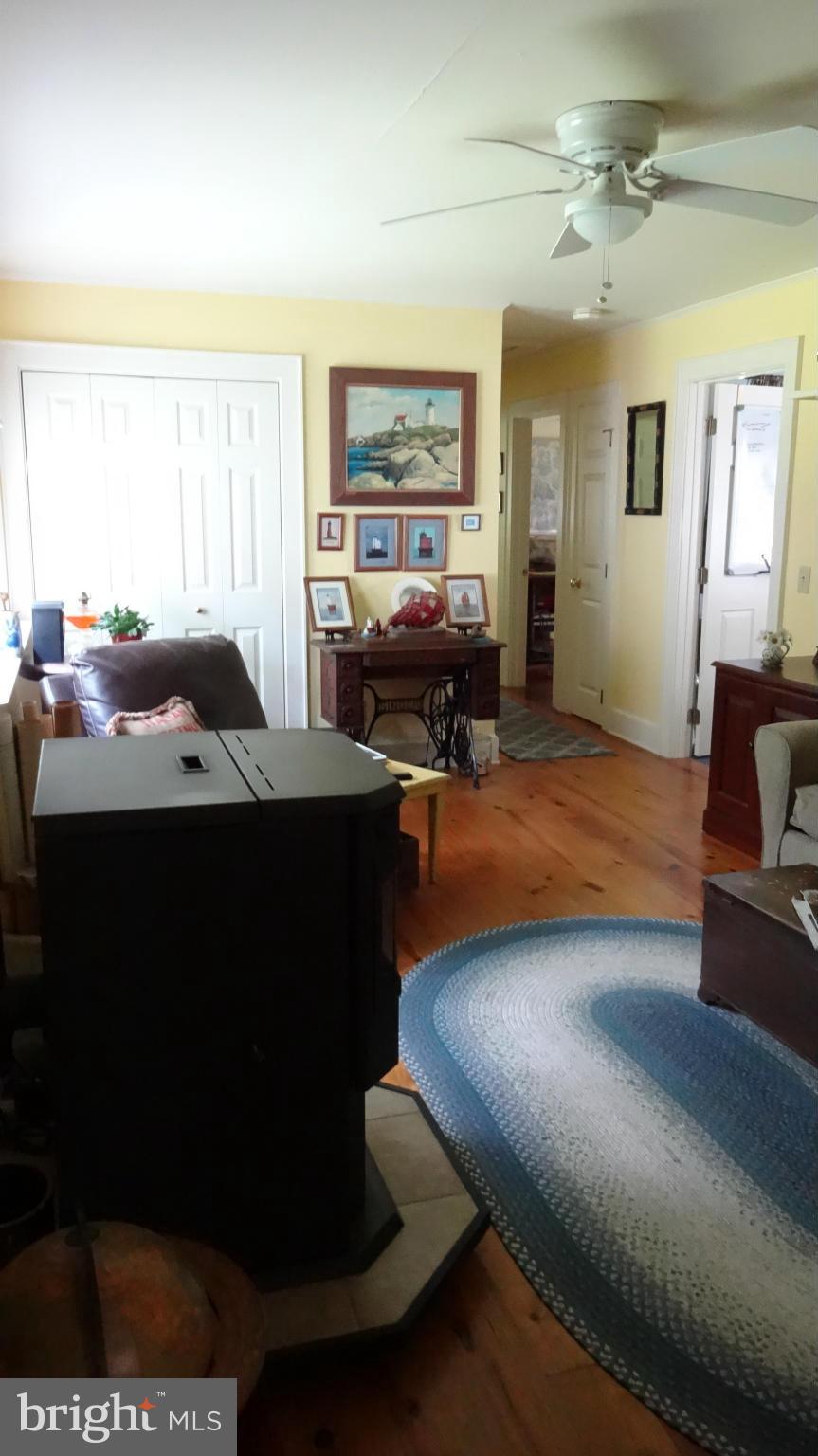 27710 Glebe Road Easton, MD 21601 - Photo 11 of 26 Family Room