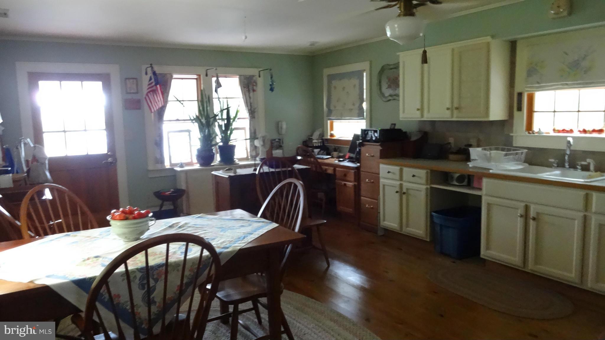 27710 Glebe Road Easton, MD 21601 - Photo 8 of 26 Kitchen