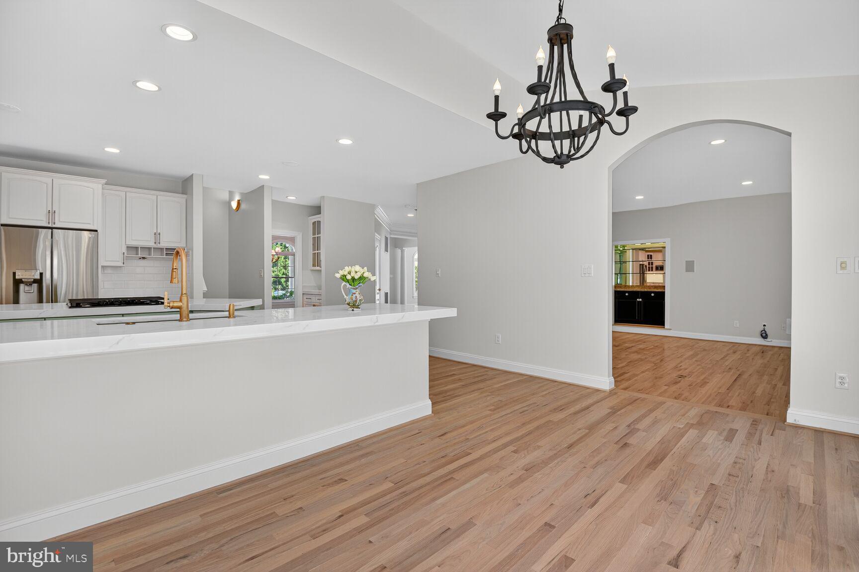 9914 Woodford Road Potomac, MD 20854 - Photo 41 of 87