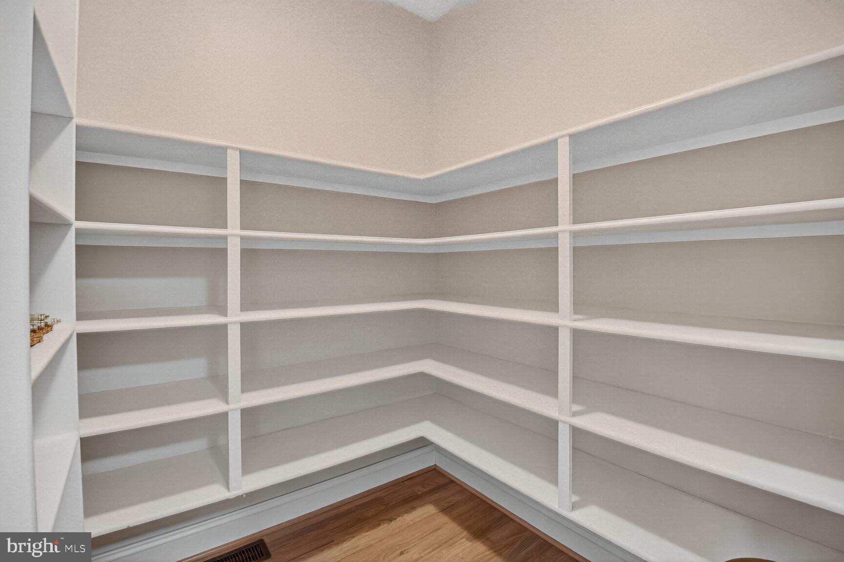 9914 Woodford Road Potomac, MD 20854 - Photo 50 of 87