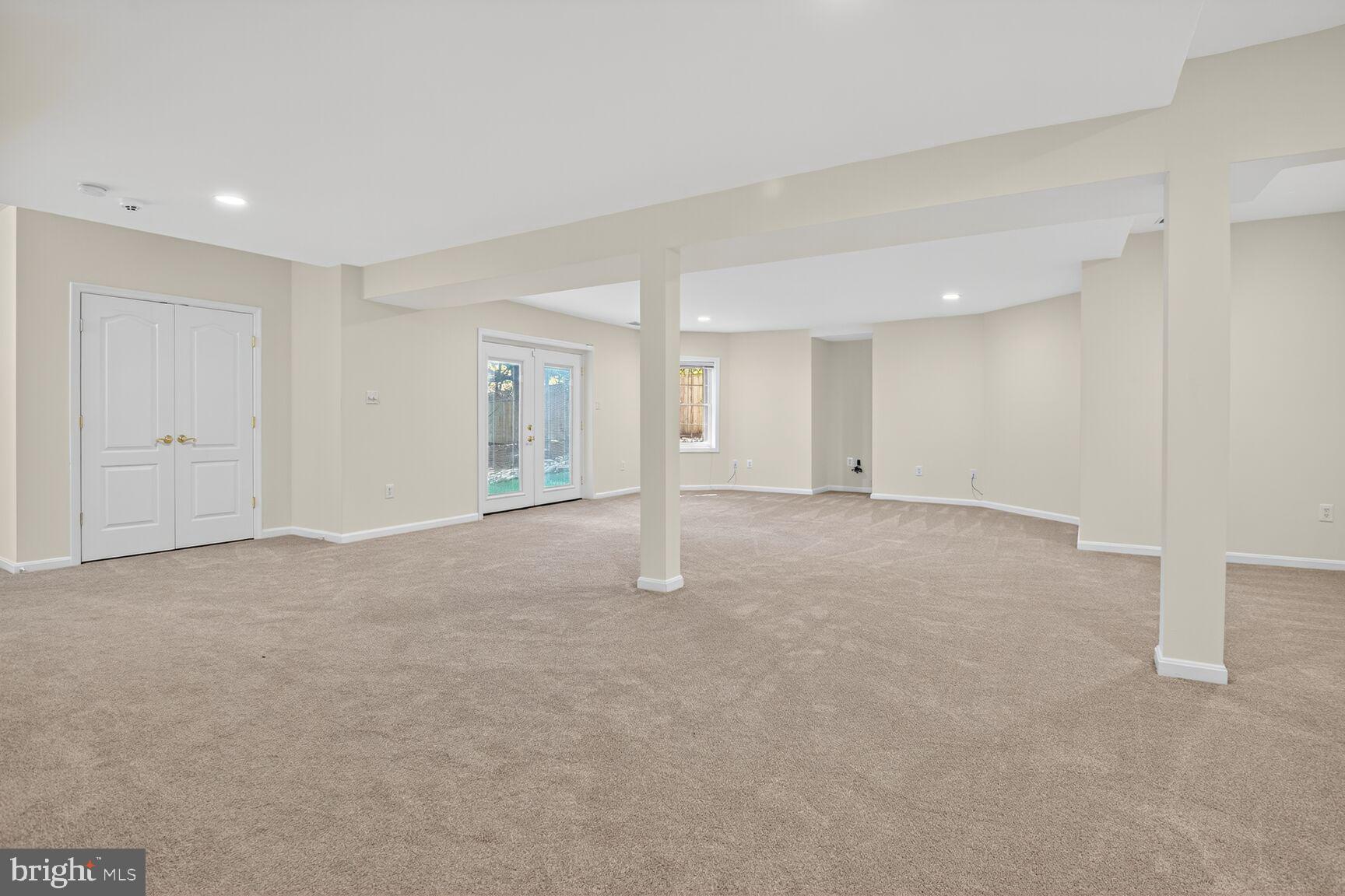 9914 Woodford Road Potomac, MD 20854 - Photo 74 of 87