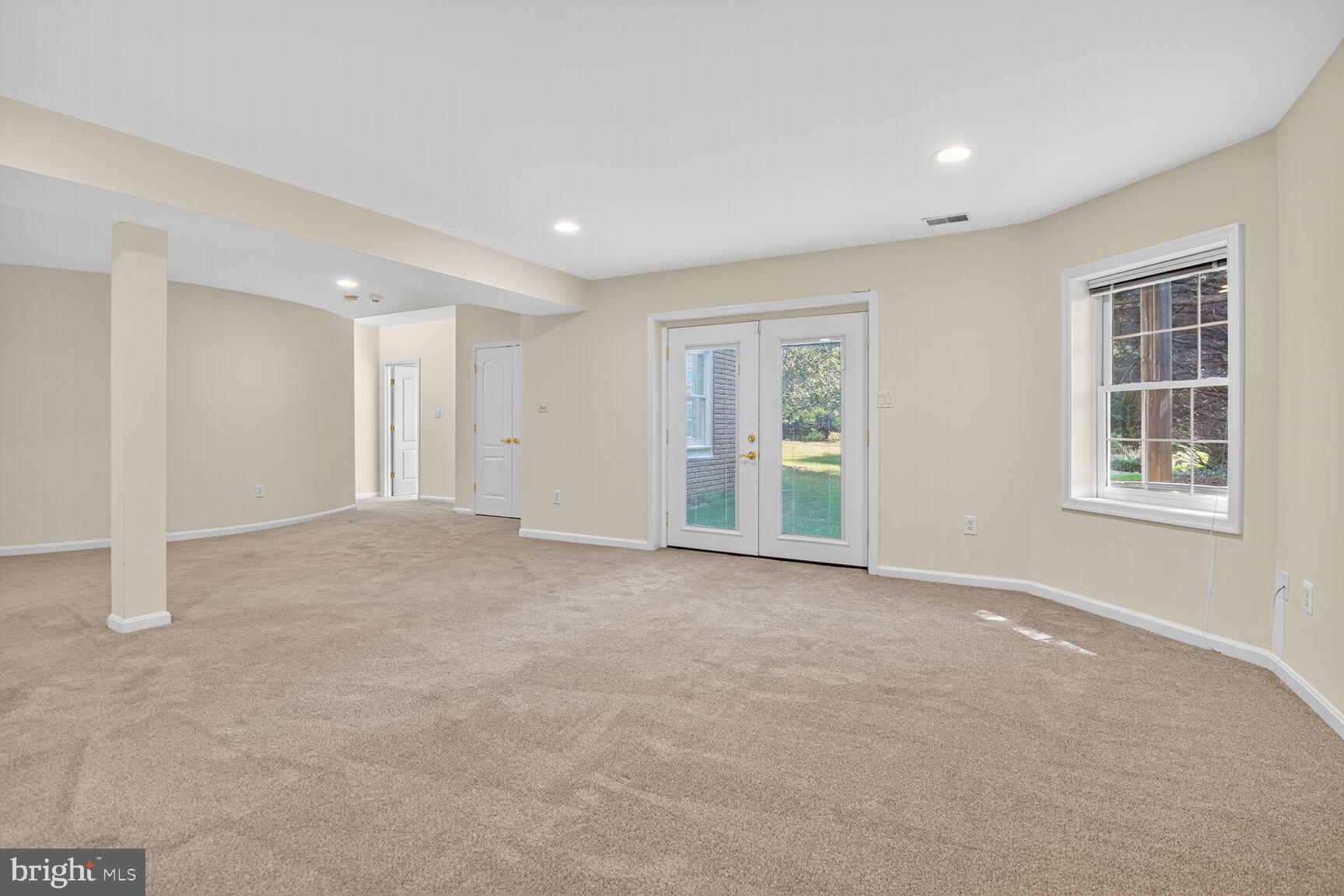 9914 Woodford Road Potomac, MD 20854 - Photo 75 of 87