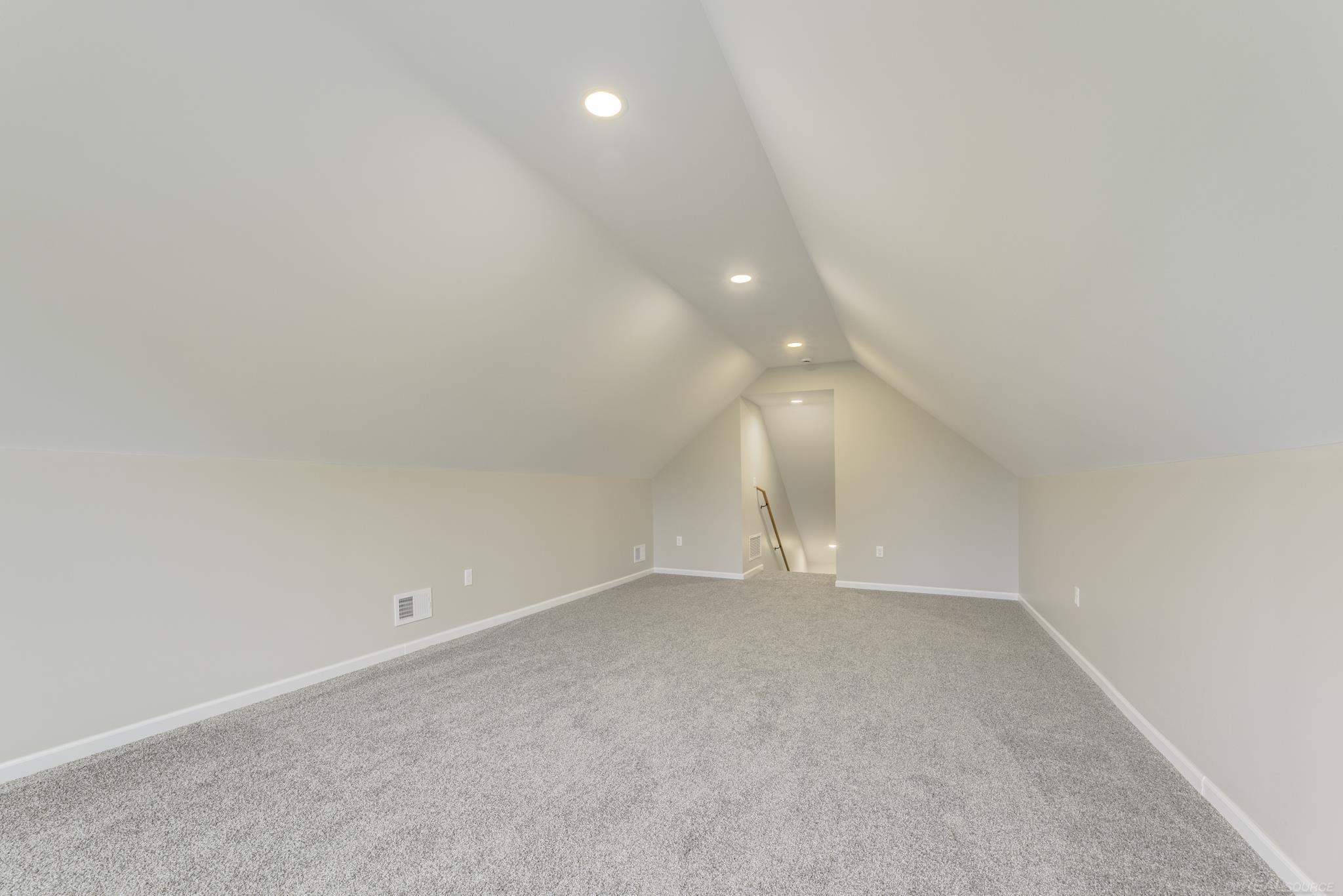 4941 Wixson Road Lexington, MI 48450 - Photo 35 of 48 Upper Bonus Room