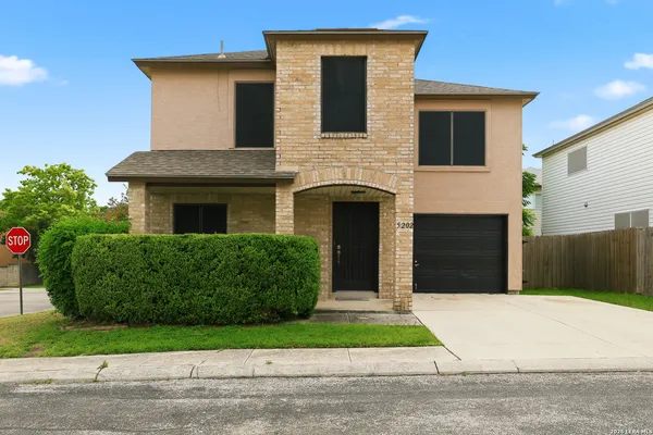 $1,650 | 5202 Kenton Stone, San Antonio, TX 78240