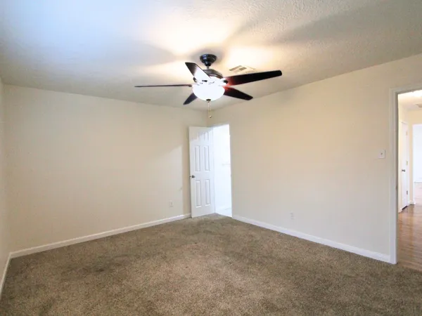 $1,950 | 3810 Bonita Lane, La Porte, TX 77571