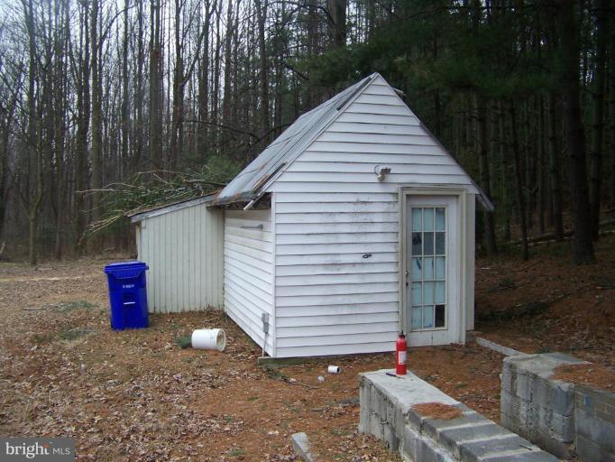 102 Norwood Road Silver Spring, MD 20905 - Photo 6 of 11 Shed