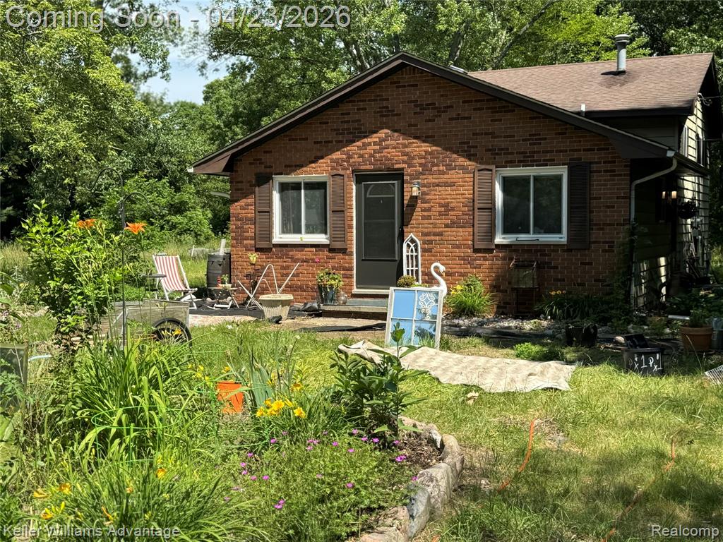 42050 Fret Road Belleville, MI 48111 - Photo 3 of 9