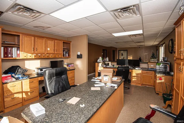 $229,900 | 1985 South Old Us 41, Vincennes, IN 47591