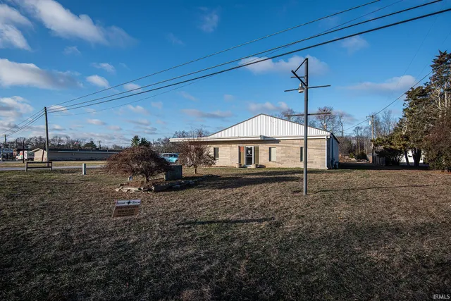 $229,900 | 1985 South Old Us 41, Vincennes, IN 47591