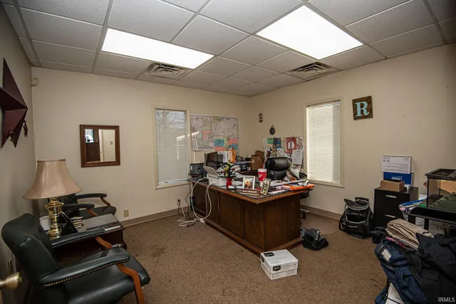 $229,900 | 1985 South Old Us 41, Vincennes, IN 47591