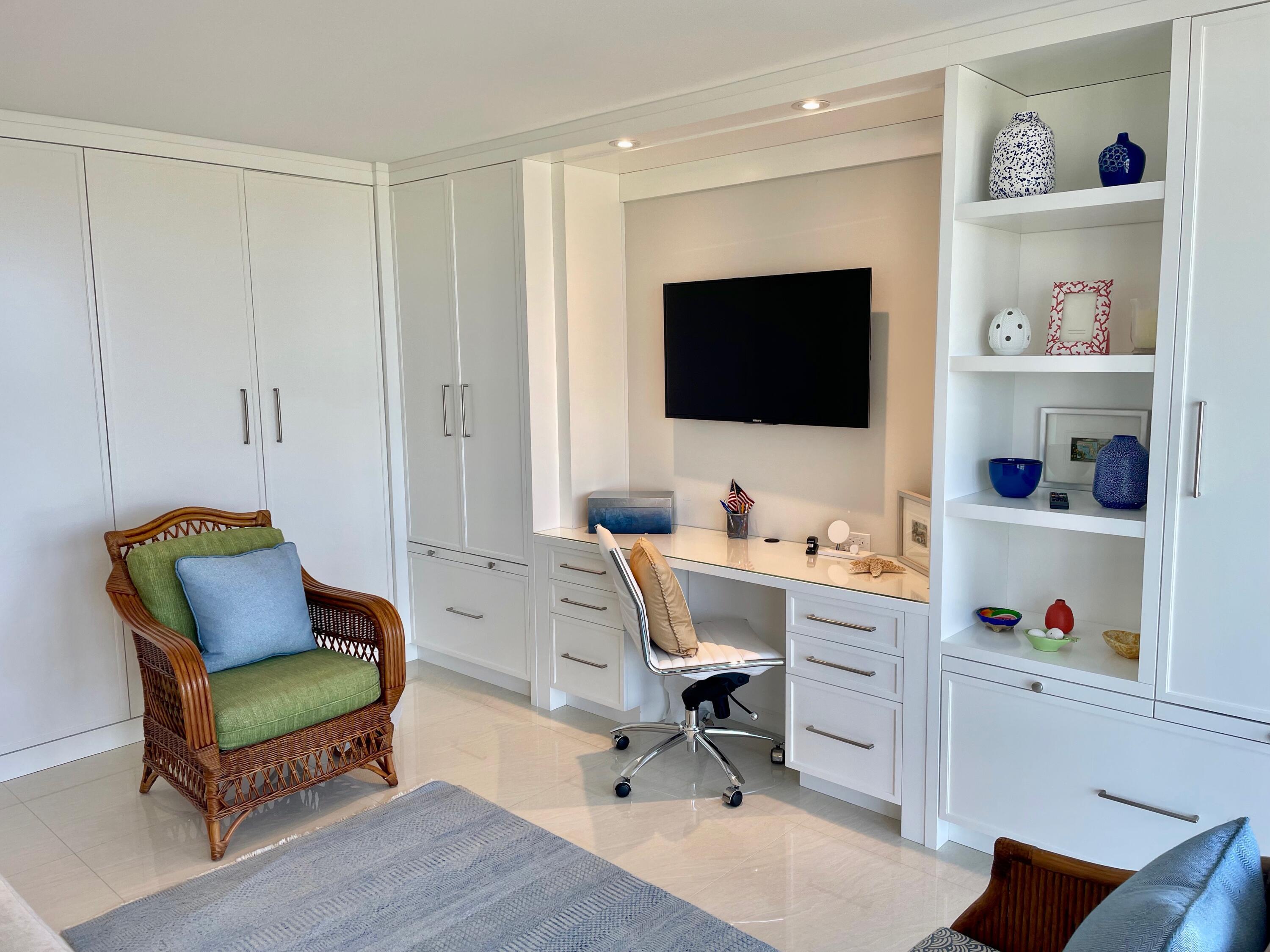 250 South Ocean Boulevard, Unit 6F Boca Raton, FL 33432 - Photo 58 of 94 IMG_2775