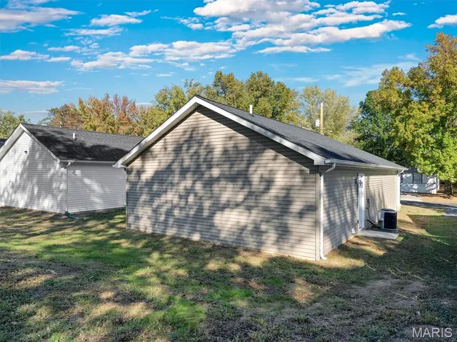 $199,900 | 1336 Casey Avenue, St. Clair, MO 63077