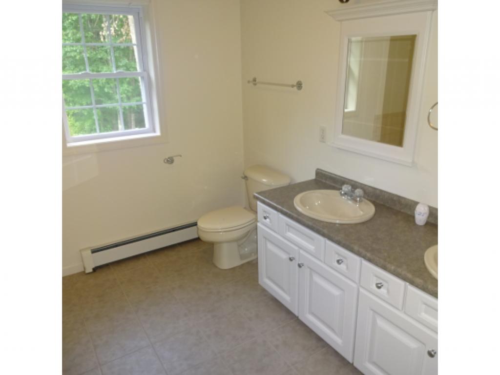 36 Bald Hill Road Raymond, NH 03077 - Photo 17 of 26