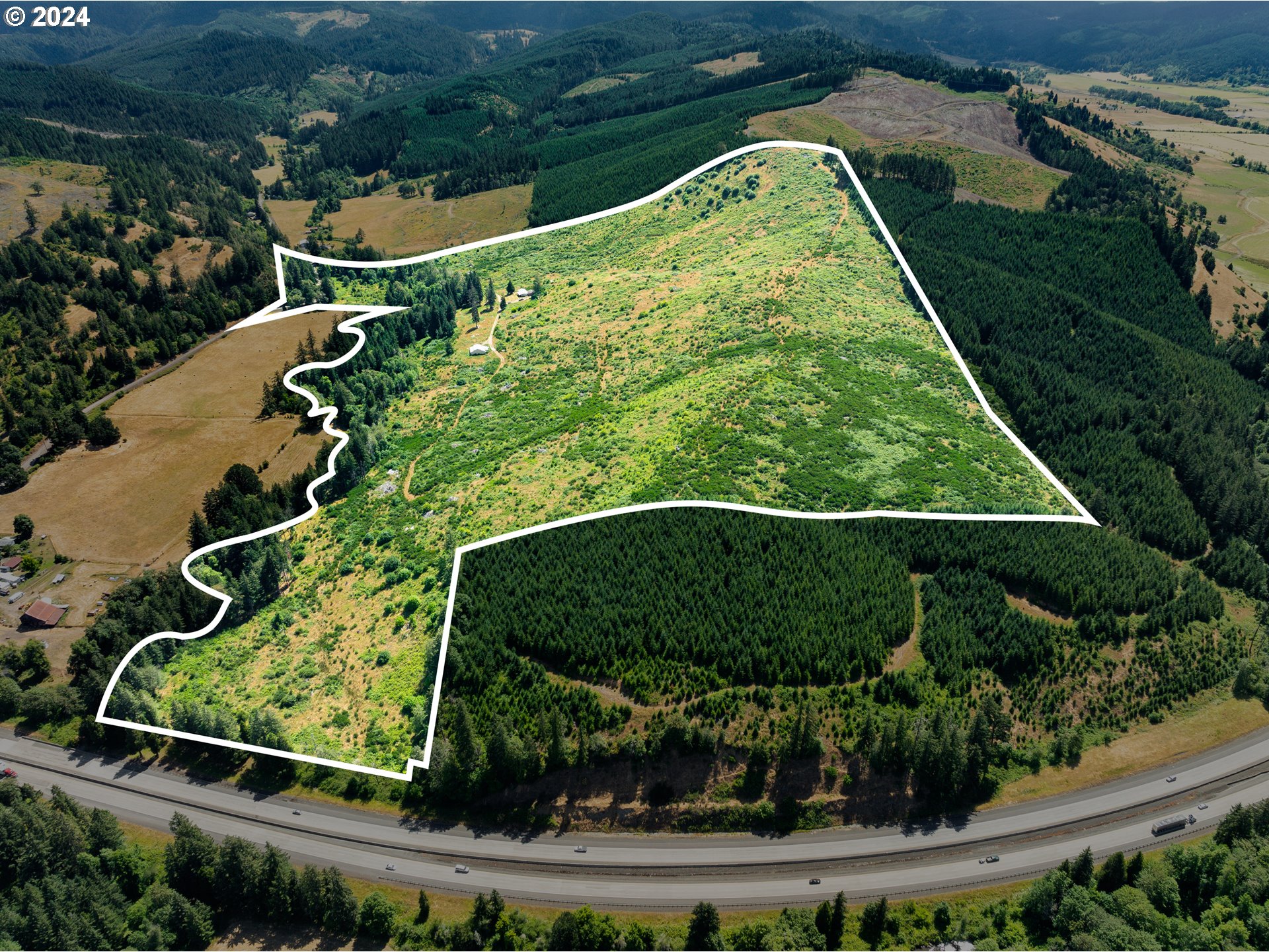 699 Cox Road Yoncalla, OR 97499 - Photo 4 of 35 an aerial view of a garden