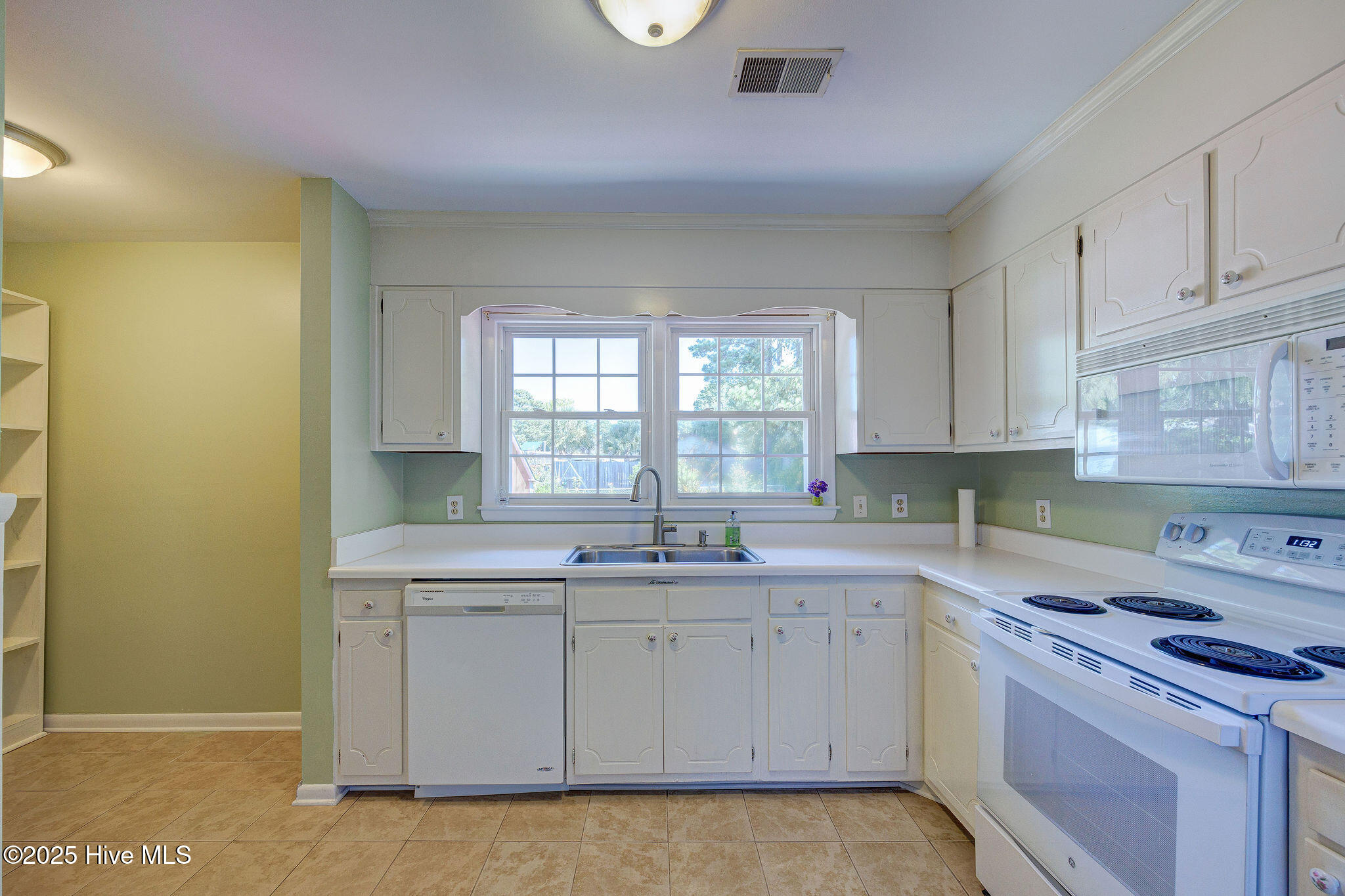 736 Kelly Road Wilmington, NC 28409 - Photo 11 of 36 736KellyRoad(21)
