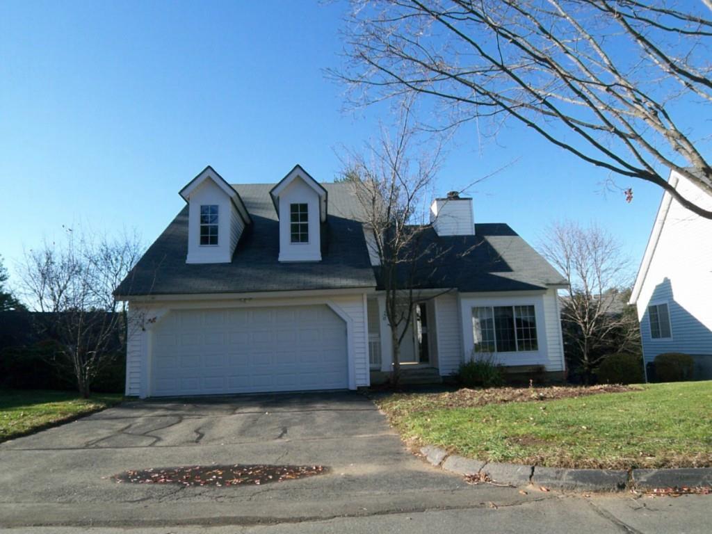 47 Stratton Forest Way, Unit 47 Simsbury, CT 06070 - Photo 1 of 1 a front view of a house with a yard